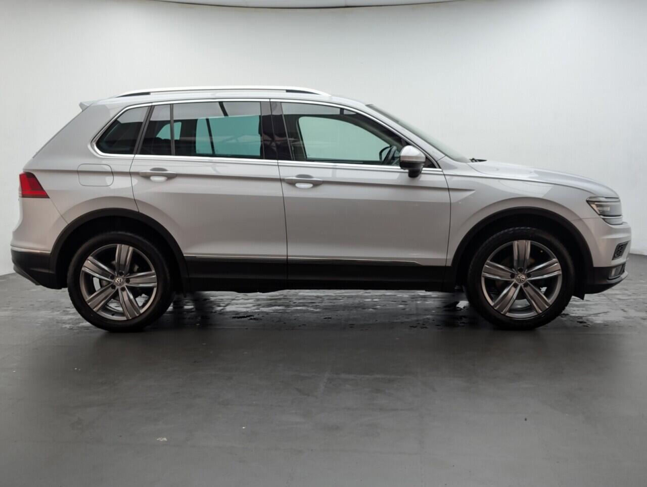 Used Volkswagen Tiguan 2018 for sale - 76424373: Photo 9