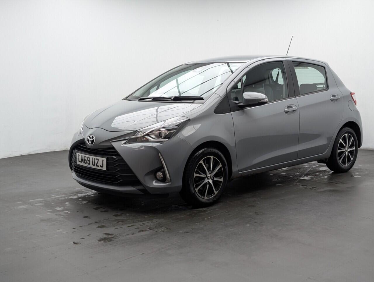 Used Toyota Yaris 2019 for sale - 76425641: Photo 47