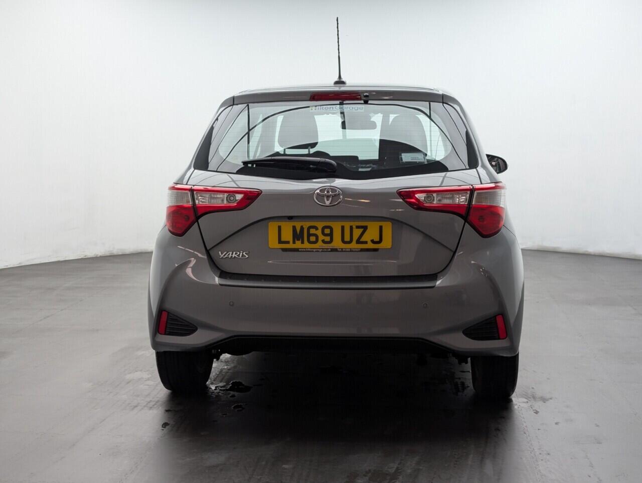Used Toyota Yaris 2019 for sale - 76425641: Photo 50