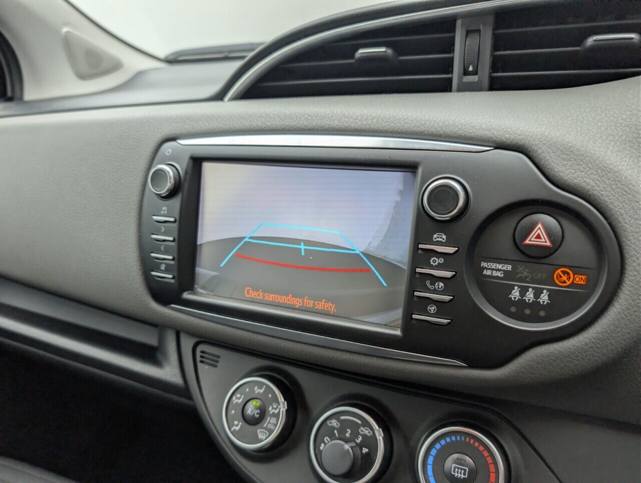 Used Toyota Yaris 2019 for sale - 76425641: Photo 57