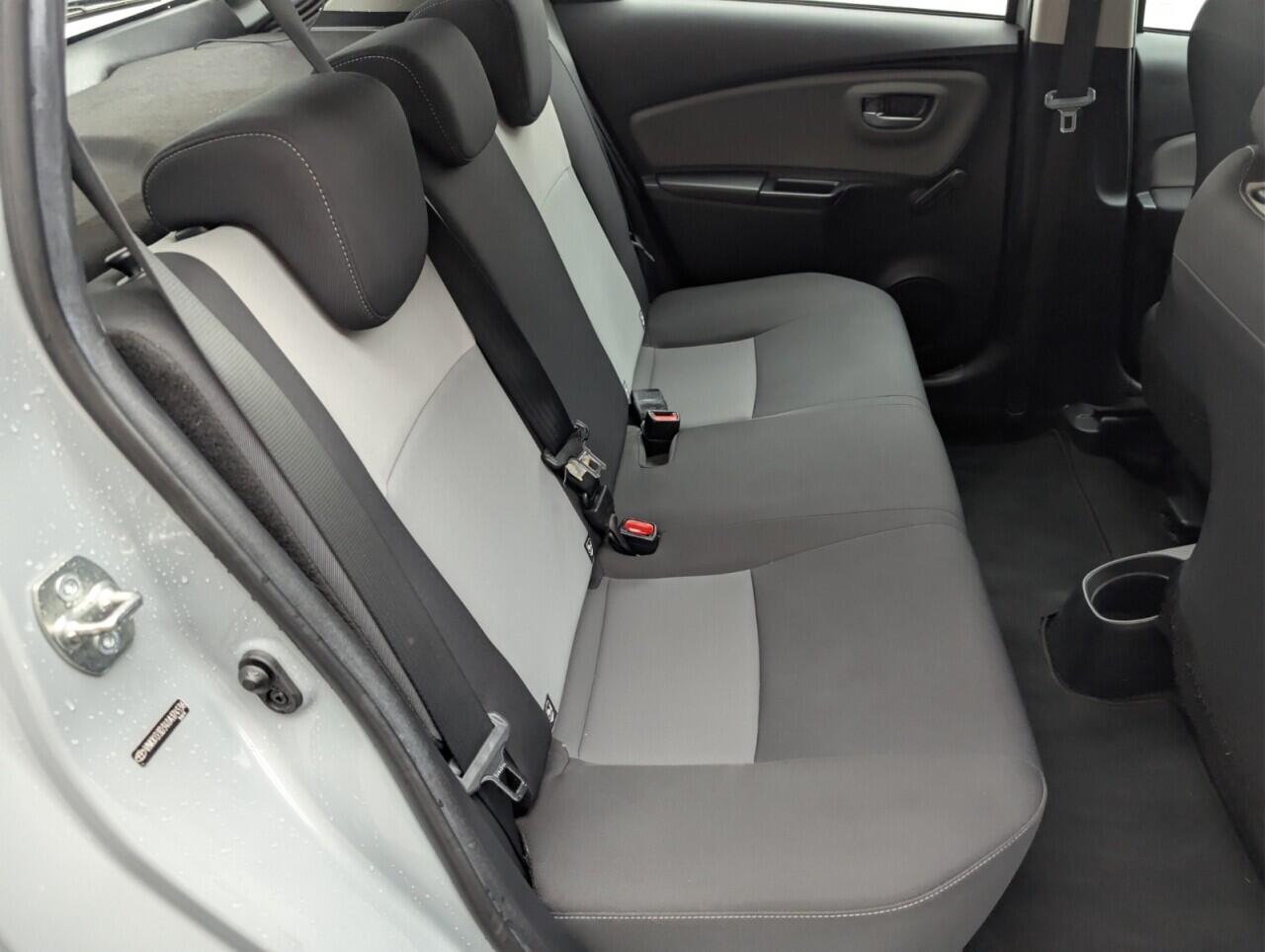 Used Toyota Yaris 2019 for sale - 76425641: Photo 64