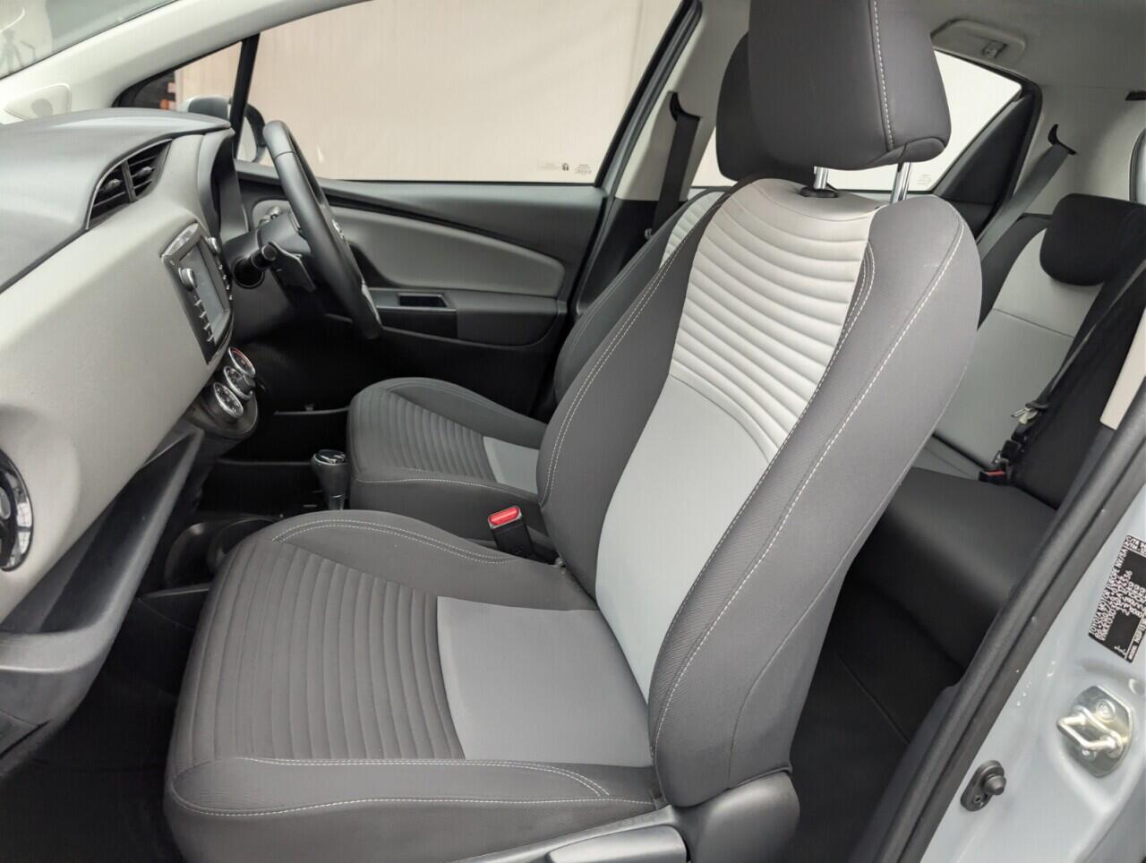 Used Toyota Yaris 2019 for sale - 76425641: Photo 67