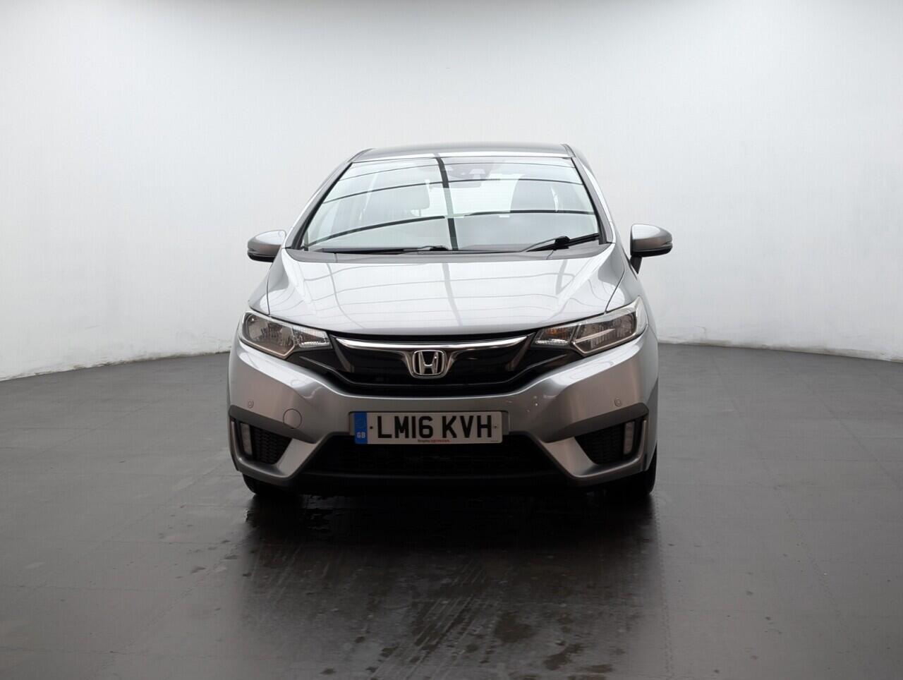 Used Honda Jazz 2016 for sale - 76913136: Photo 3