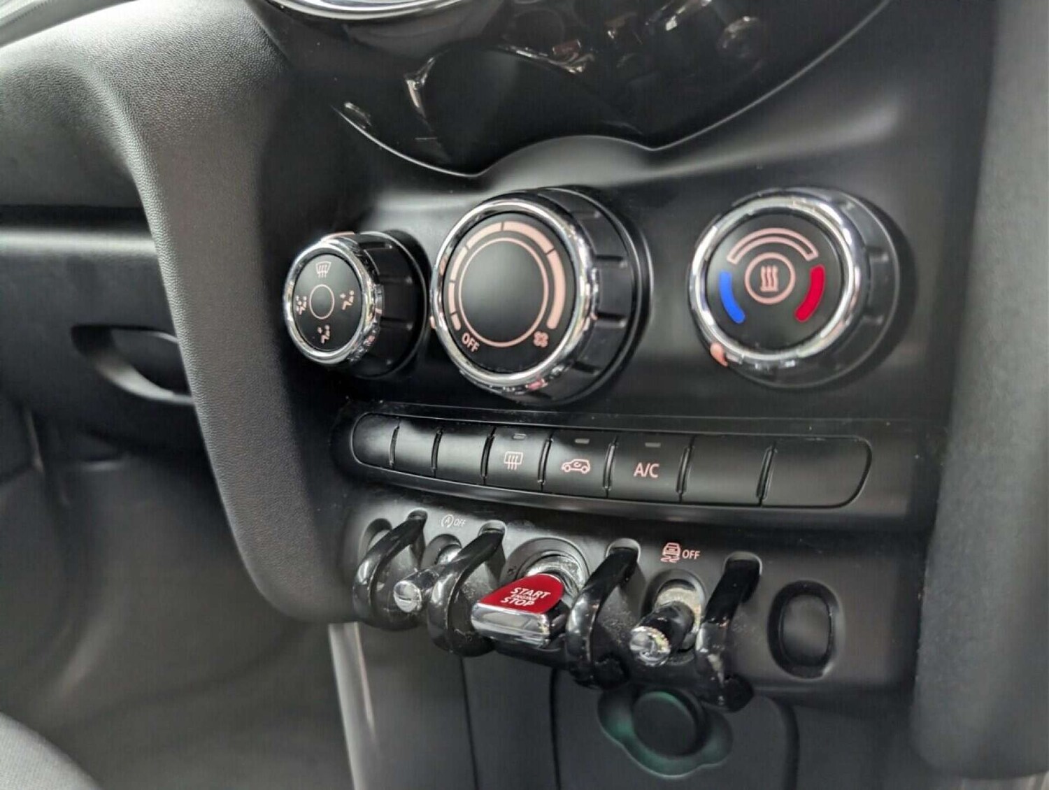 Used MINI Hatch 2019 for sale - 77713101: Photo 15