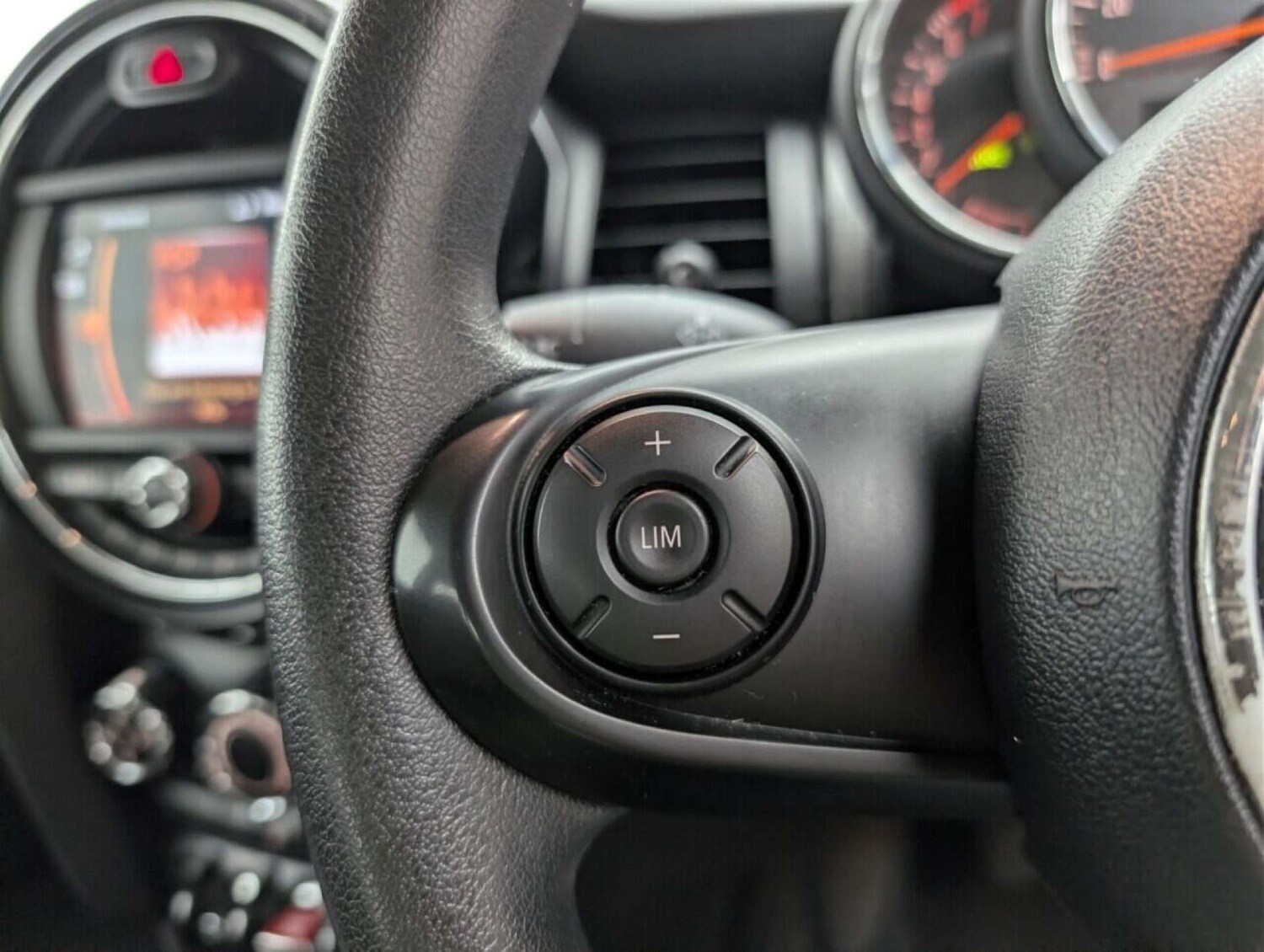 Used MINI Hatch 2019 for sale - 77713101: Photo 18