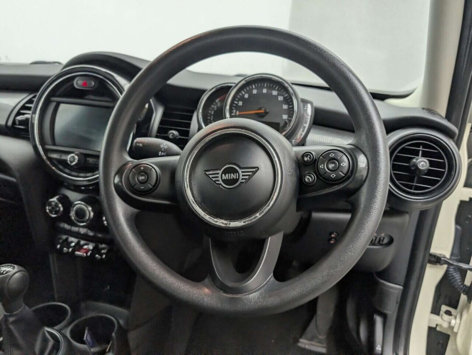 Used MINI Hatch 2019 for sale - 77713101: Photo 21