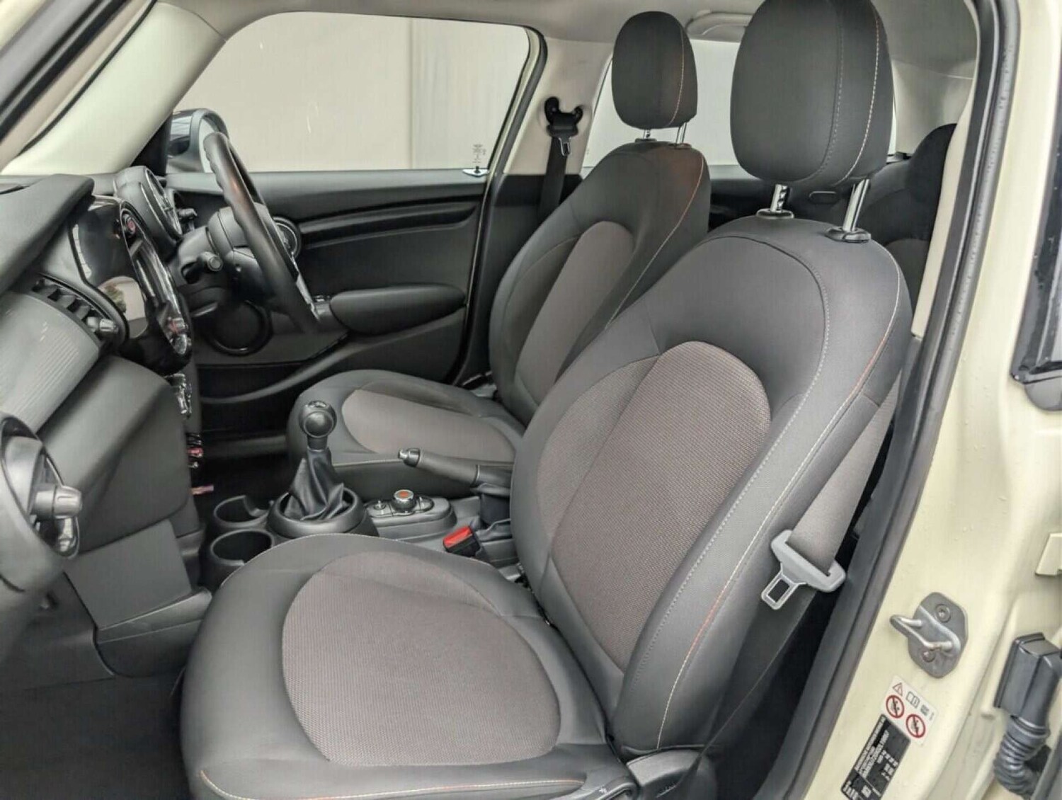 Used MINI Hatch 2019 for sale - 77713101: Photo 26