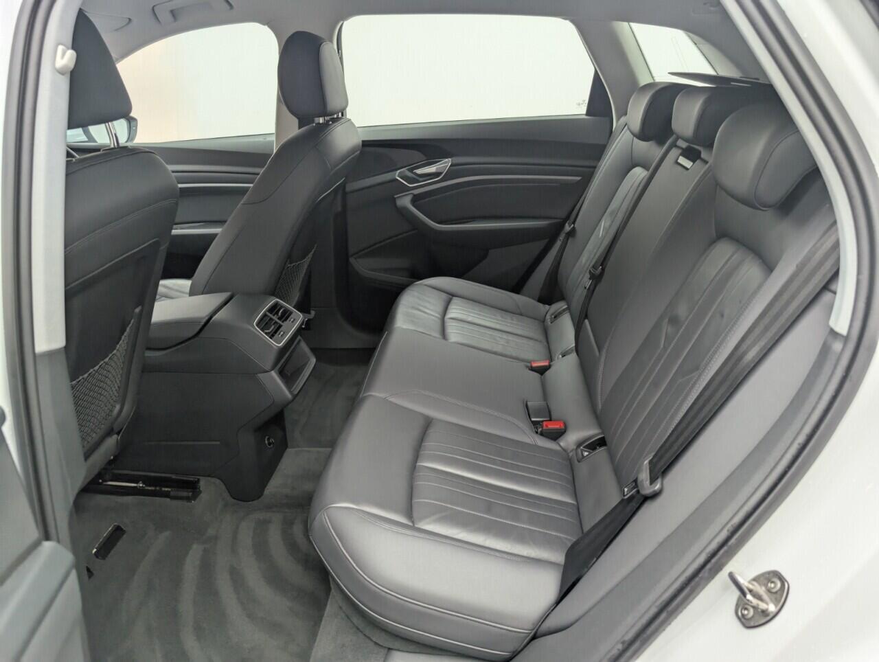 Used Audi e-tron 2021 for sale - 76425743: Photo 28
