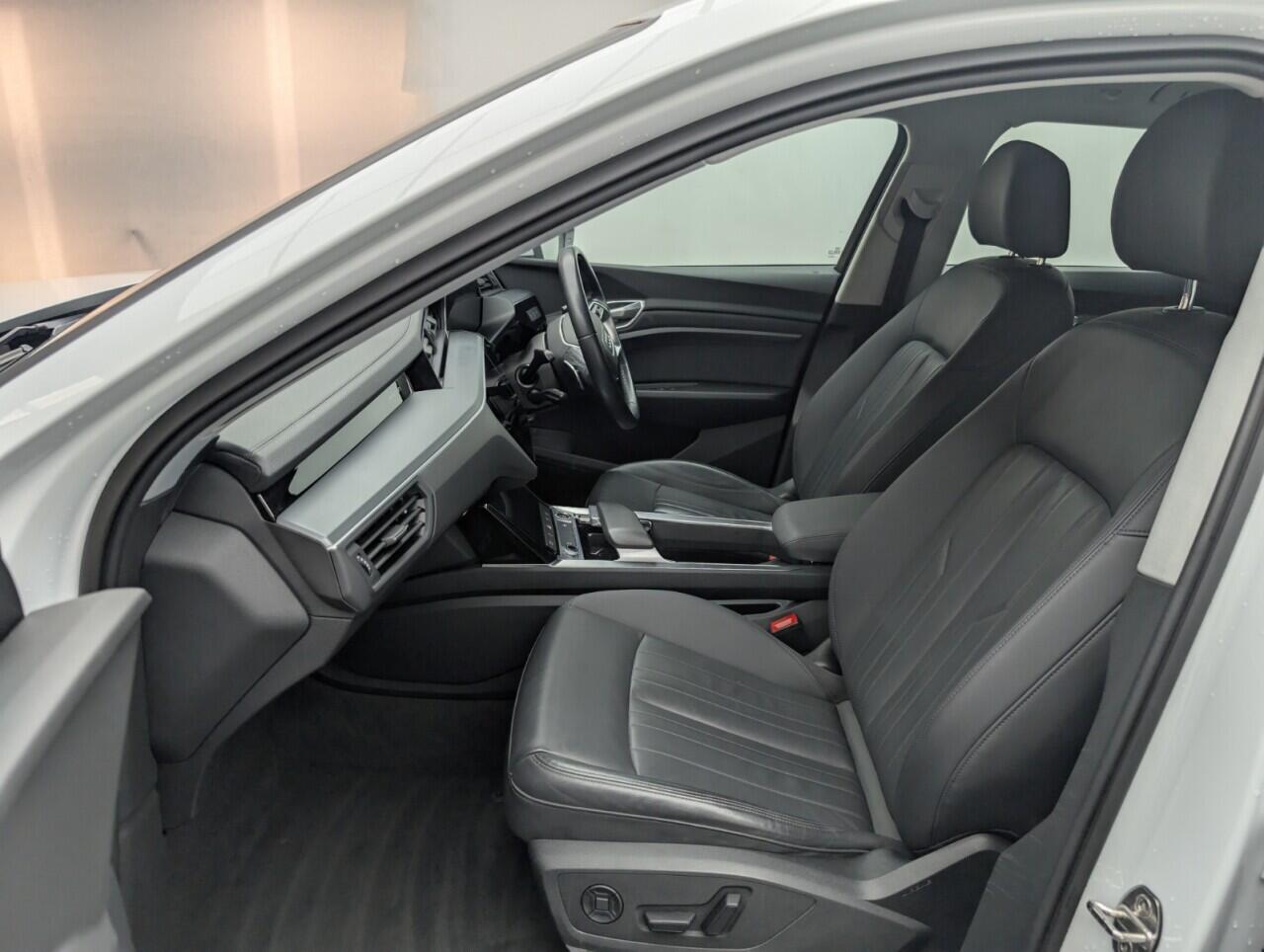 Used Audi e-tron 2021 for sale - 76425743: Photo 29