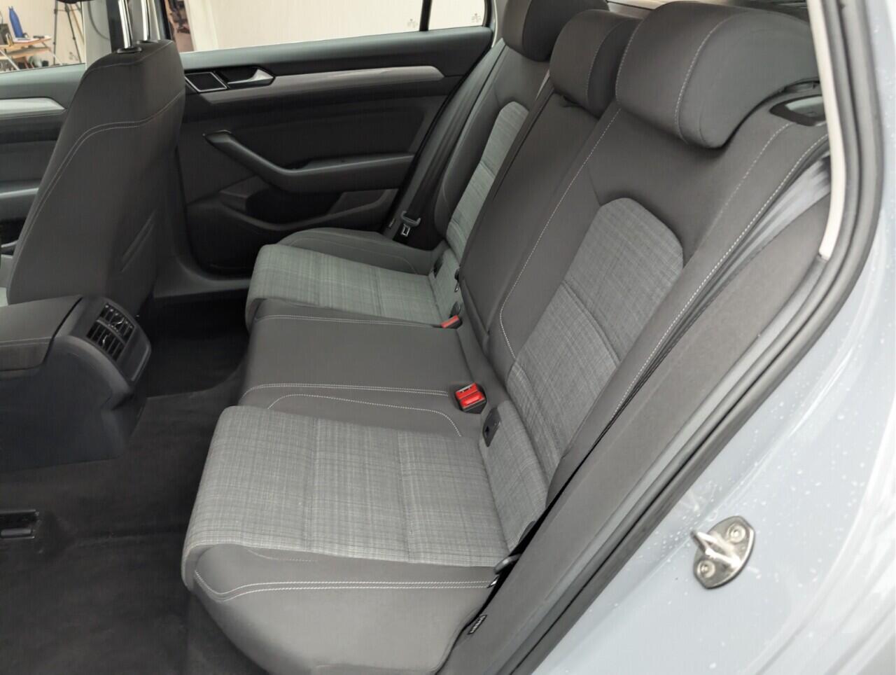 Used Volkswagen Passat 2022 for sale - 76537667: Photo 27