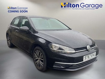 Used Volkswagen Golf 2017 for sale - 77920659: Photo