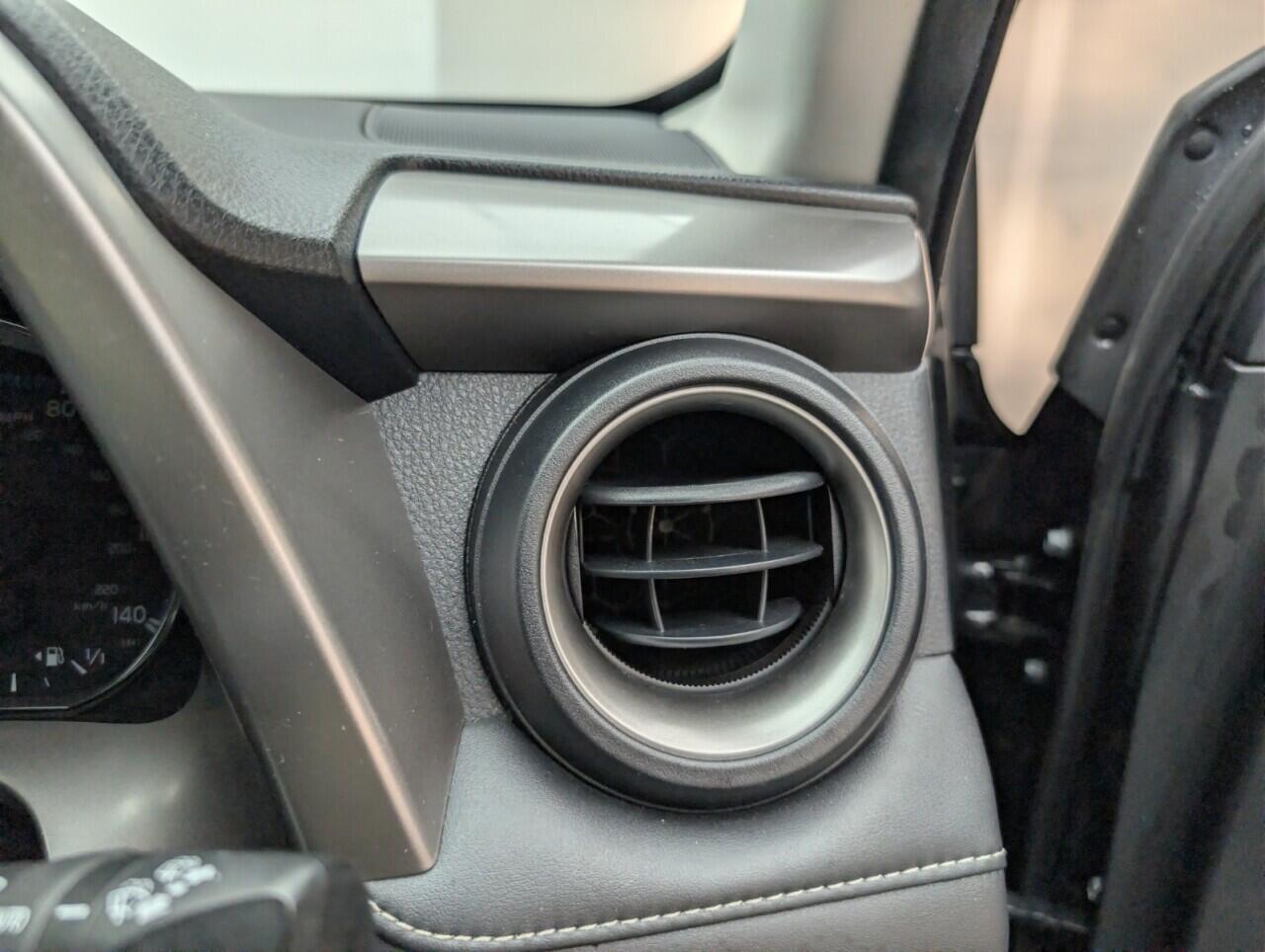 Used Toyota RAV4 2016 for sale - 76976096: Photo 20