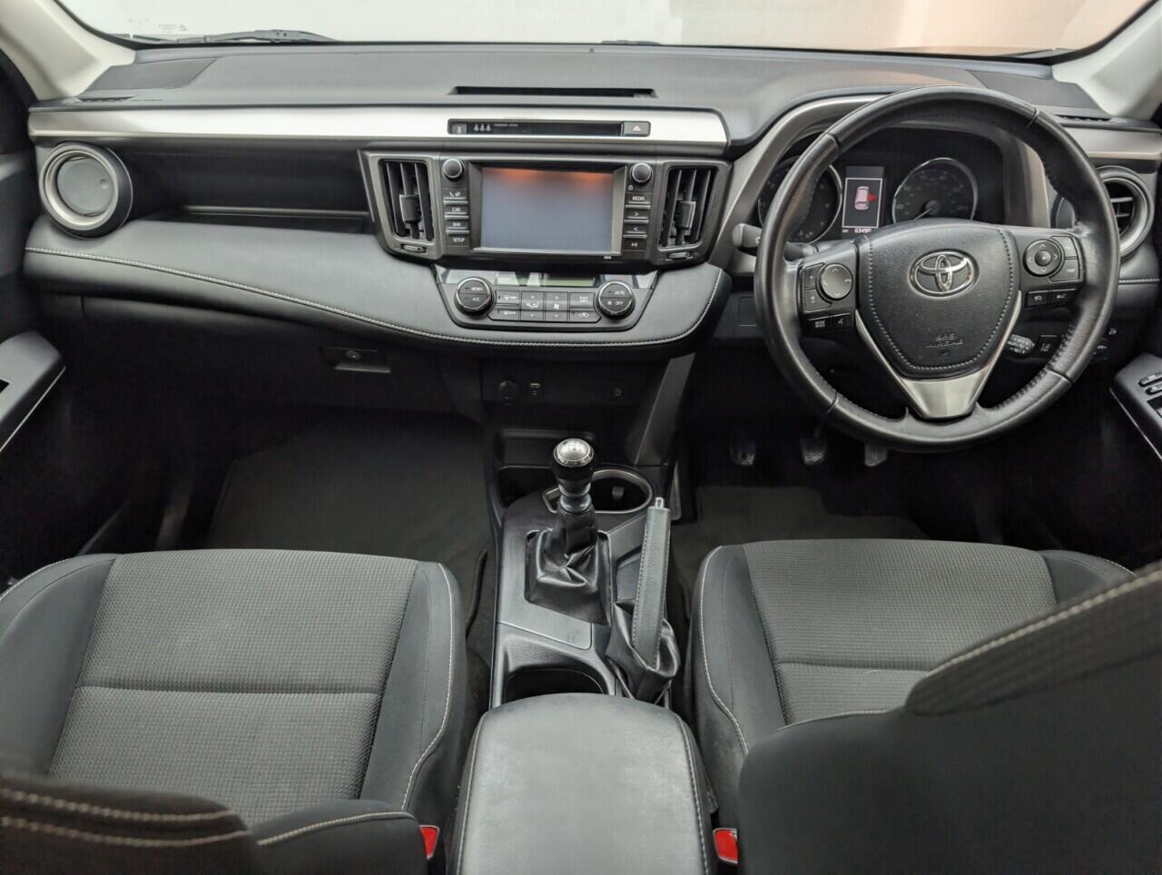 Used Toyota RAV4 2016 for sale - 76976096: Photo 23