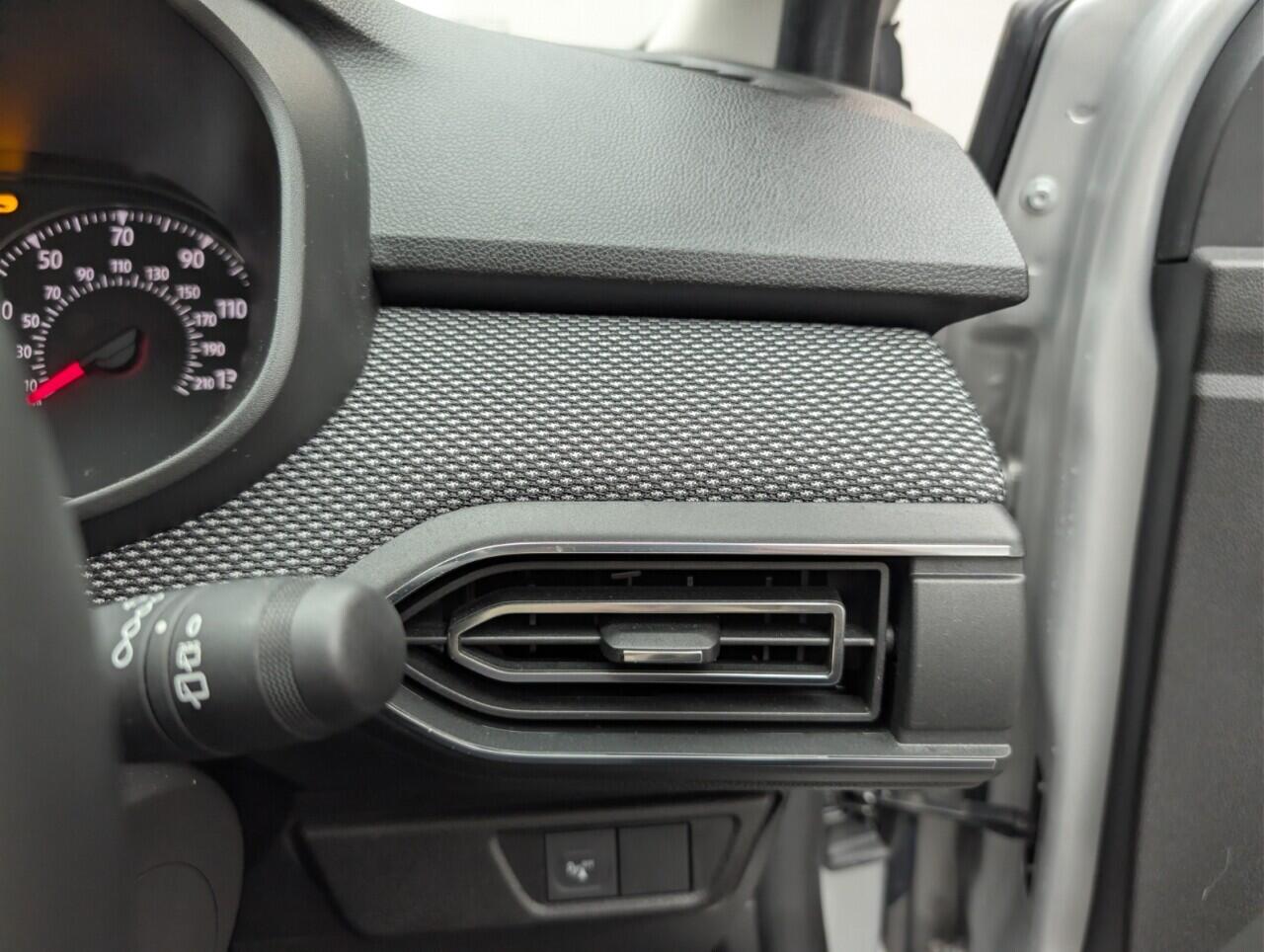 Used Dacia Sandero 2021 for sale - 77091471: Photo 19