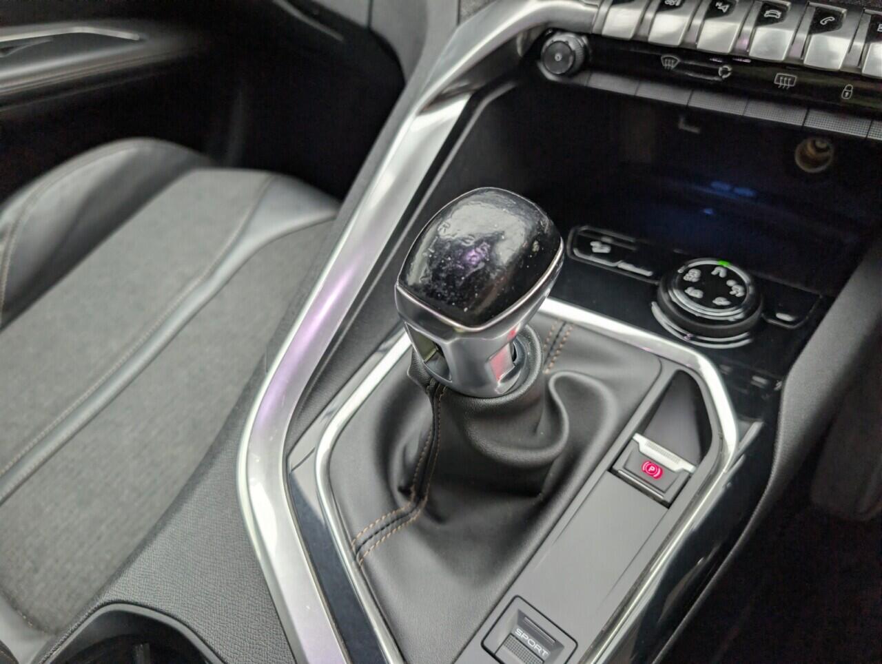 Used Peugeot 5008 2018 for sale - 77120580: Photo 17