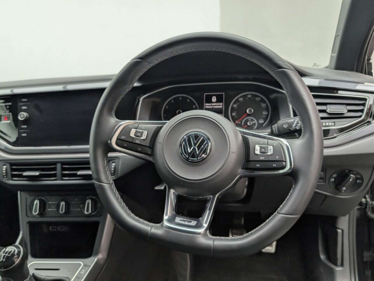 Used Volkswagen Polo 2019 for sale - 77714499: Photo 20