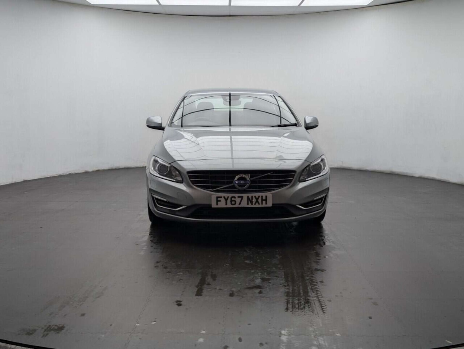 Used Volvo S60 2017 for sale - 77713235: Photo 3