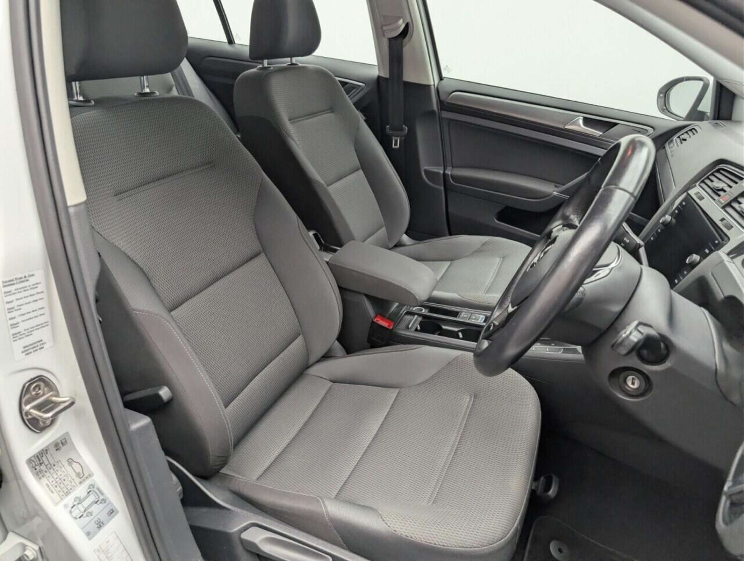 Used Volkswagen Golf 2018 for sale - 77714327: Photo 12