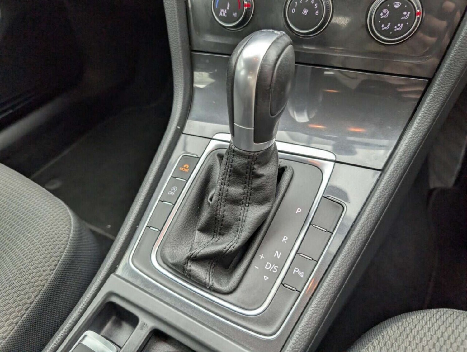 Used Volkswagen Golf 2018 for sale - 77714327: Photo 16