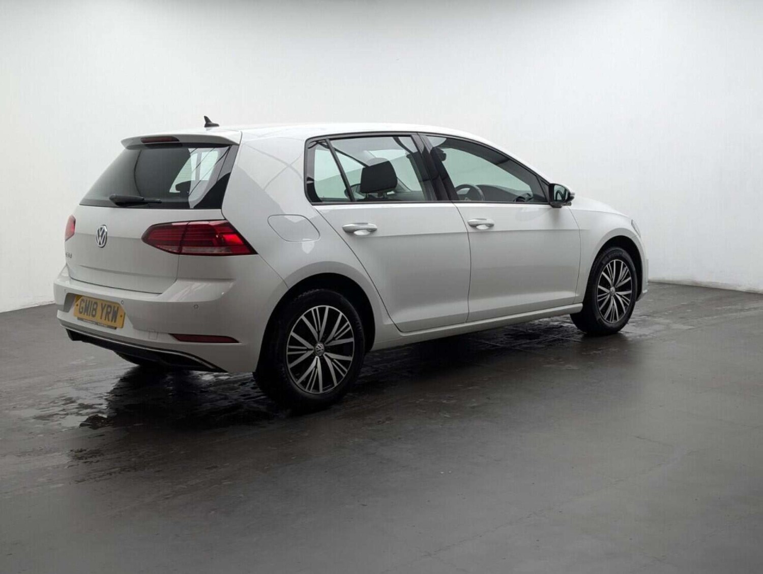 Used Volkswagen Golf 2018 for sale - 77714327: Photo 8