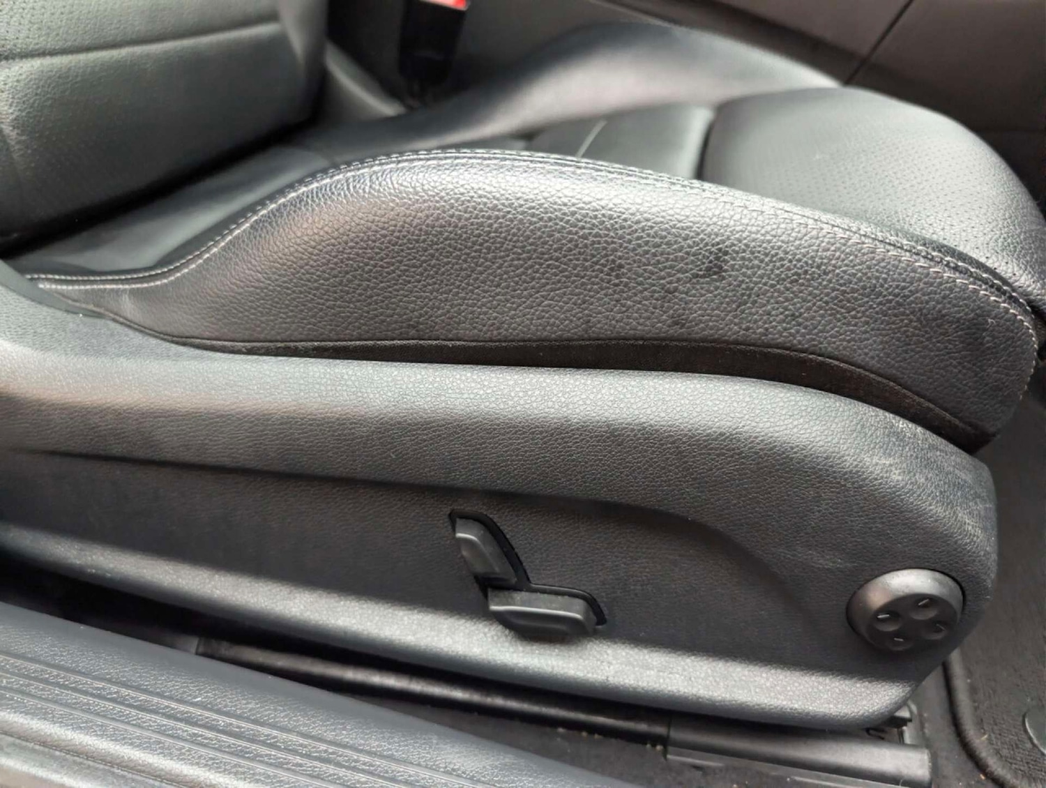 Used Mercedes-Benz C Class 2017 for sale - 78068066: Photo 27