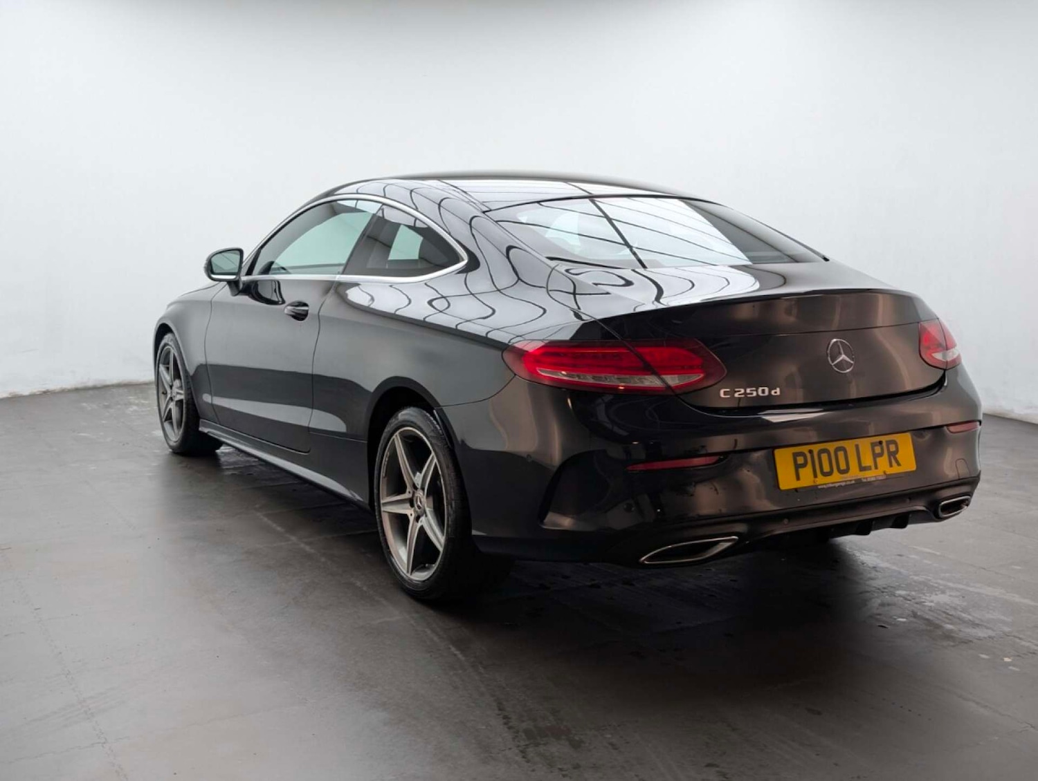 Used Mercedes-Benz C Class 2017 for sale - 78068066: Photo 7