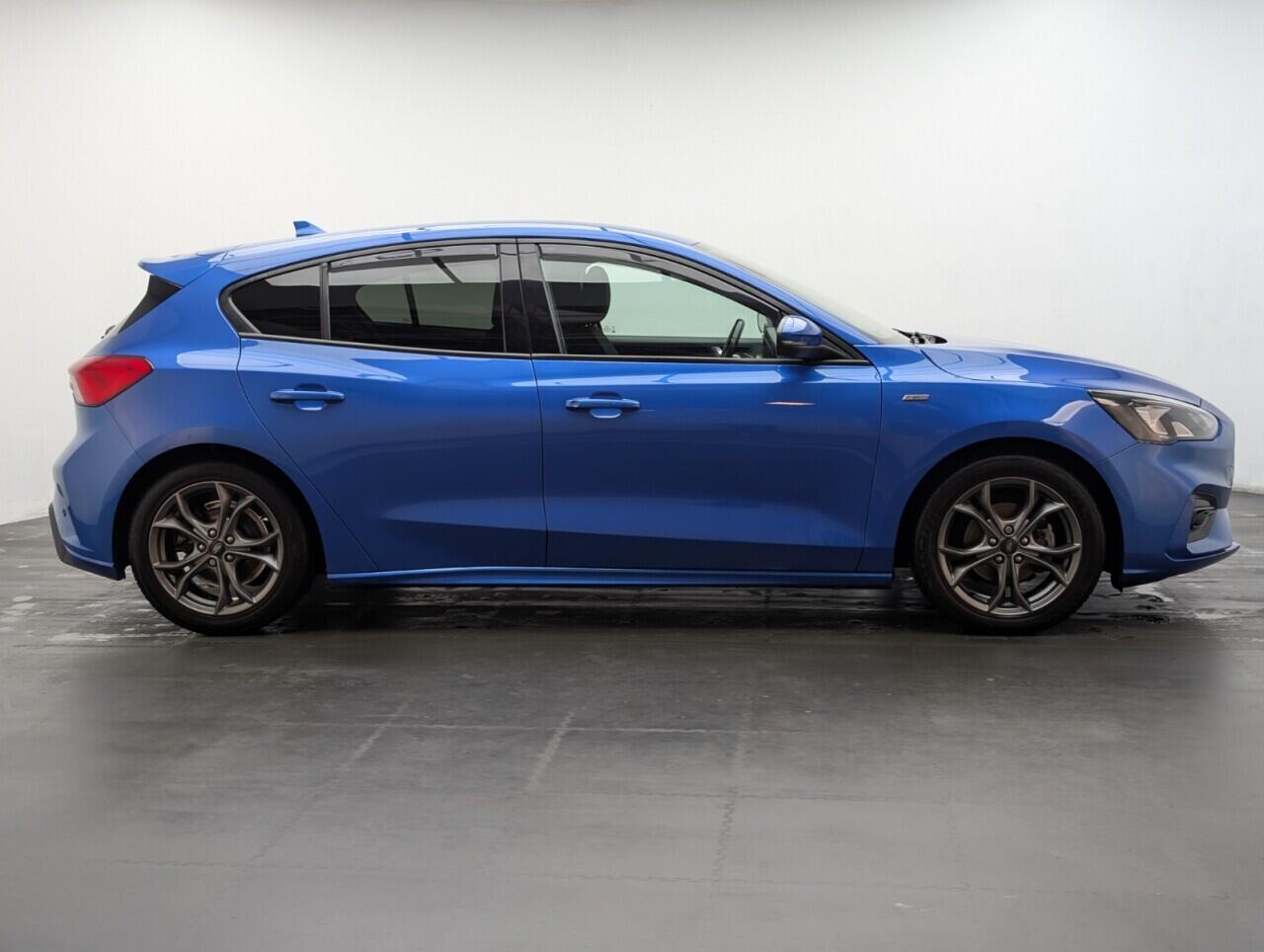 Used Ford Focus 2020 for sale - 76644850: Photo 9