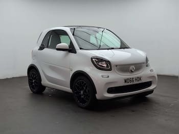 Used smart fortwo 2017 for sale - 79638461: Photo