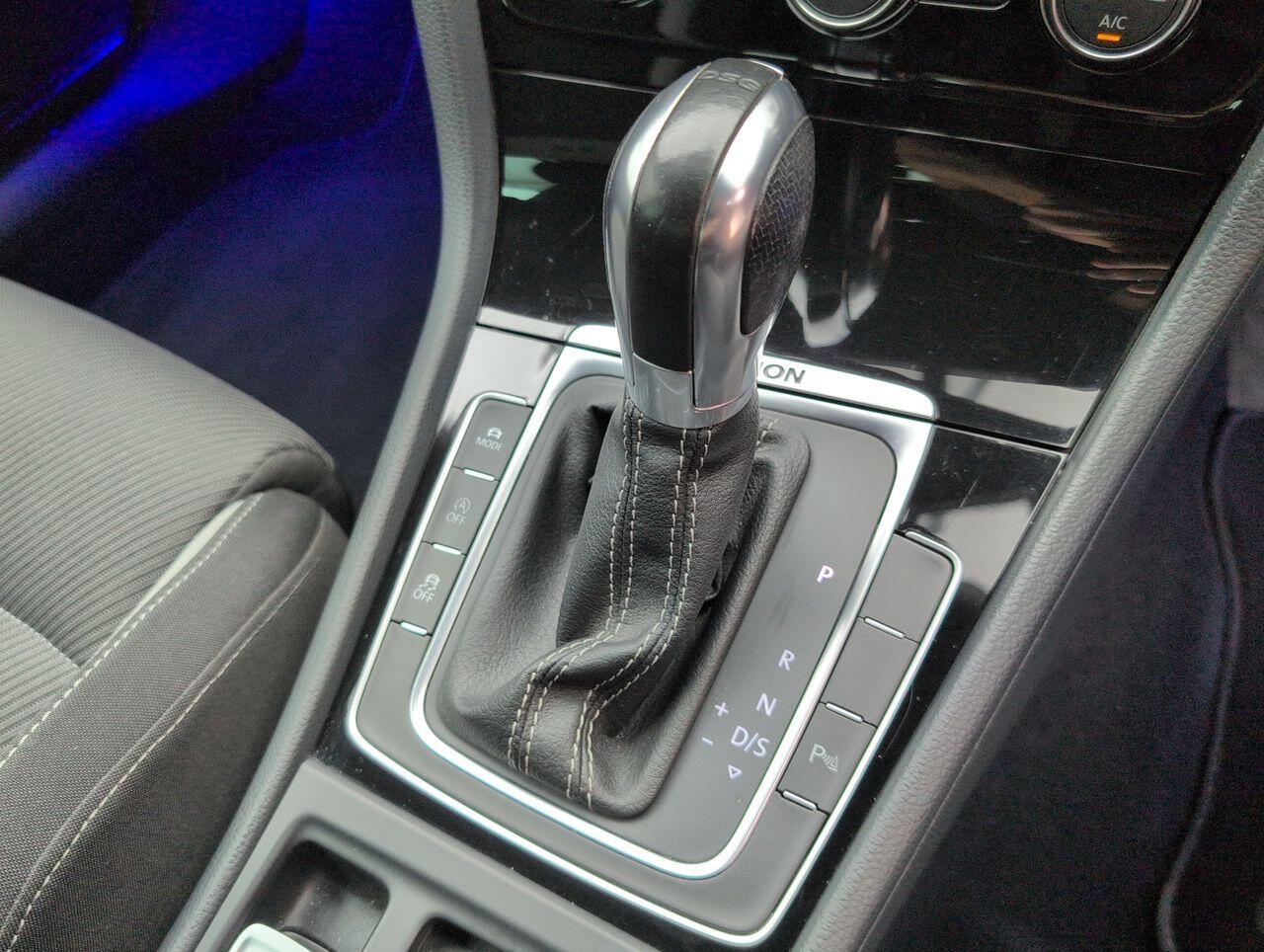 Used Volkswagen Golf 2015 for sale - 76423216: Photo 17