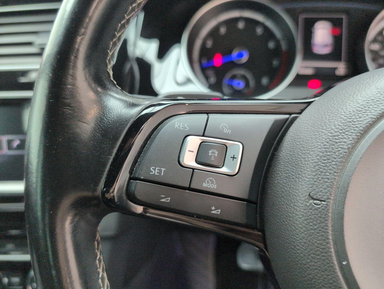 Used Volkswagen Golf 2015 for sale - 76423216: Photo 19