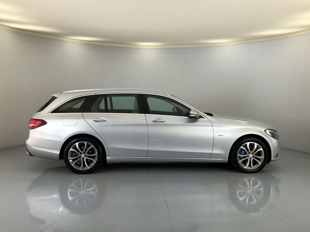 Used Mercedes-Benz C Class 2016 for sale - 76887208: Photo 3