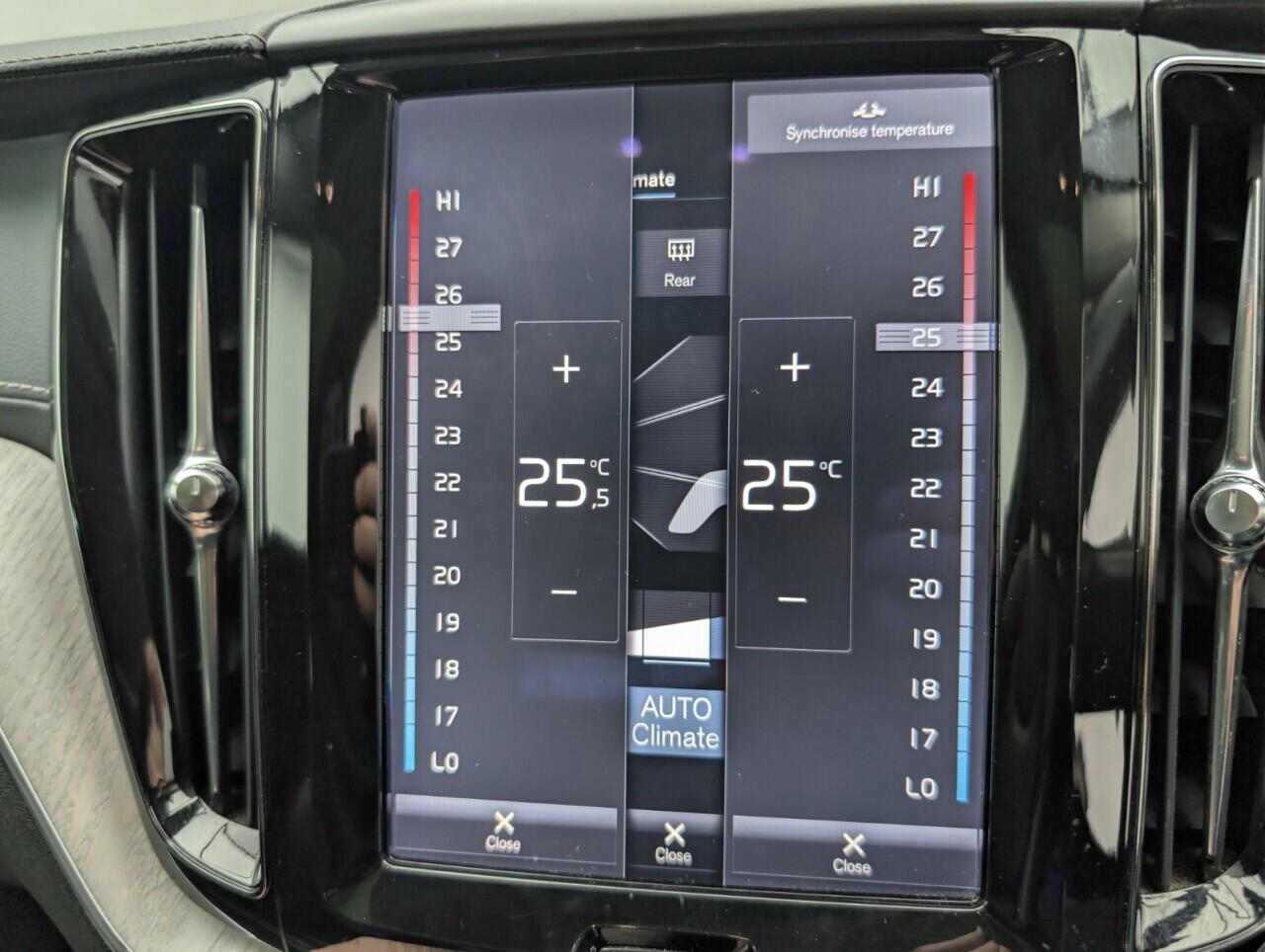 Used Volvo XC60 2017 for sale - 77040206: Photo 17