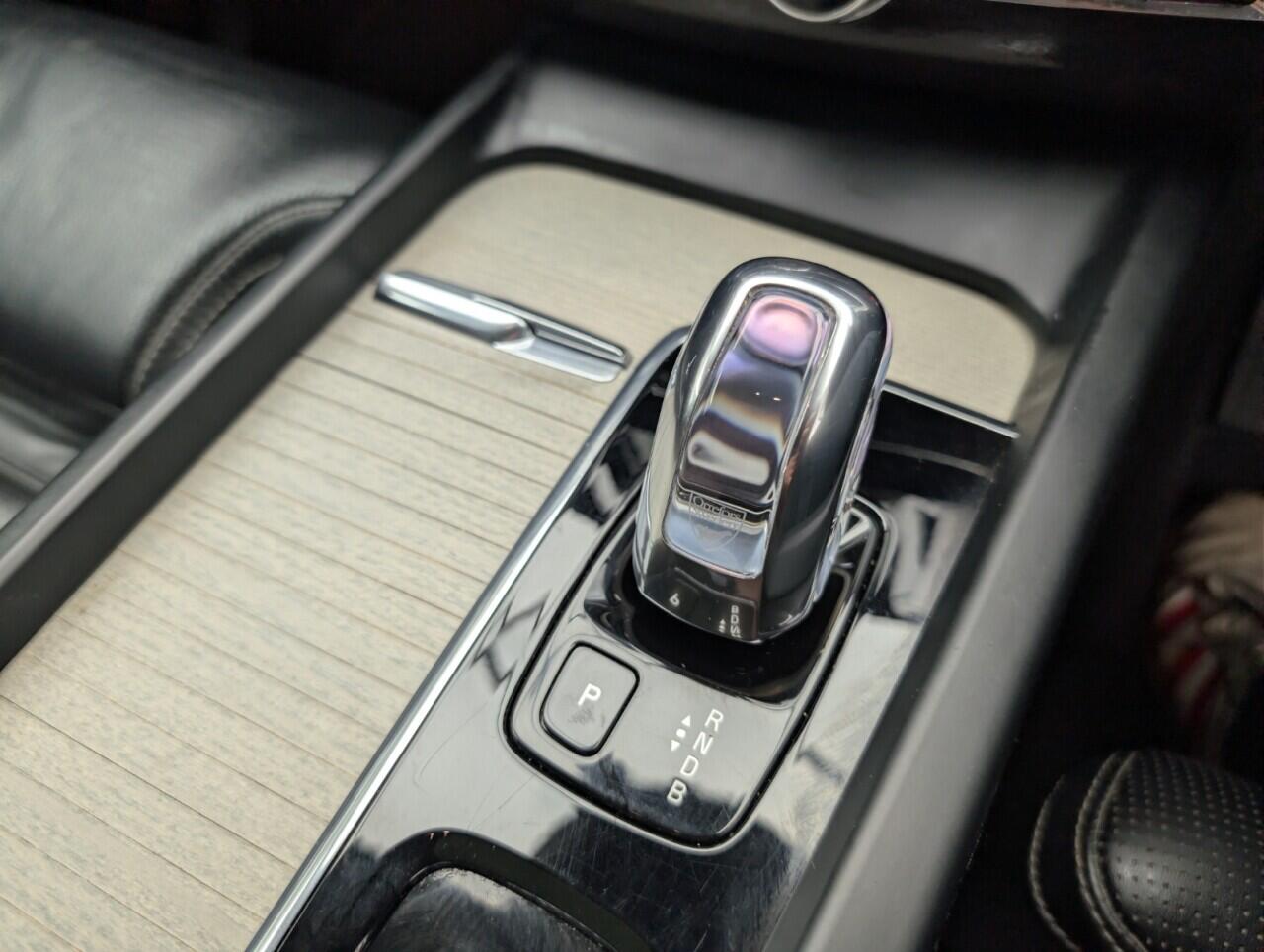 Used Volvo XC60 2017 for sale - 77040206: Photo 18