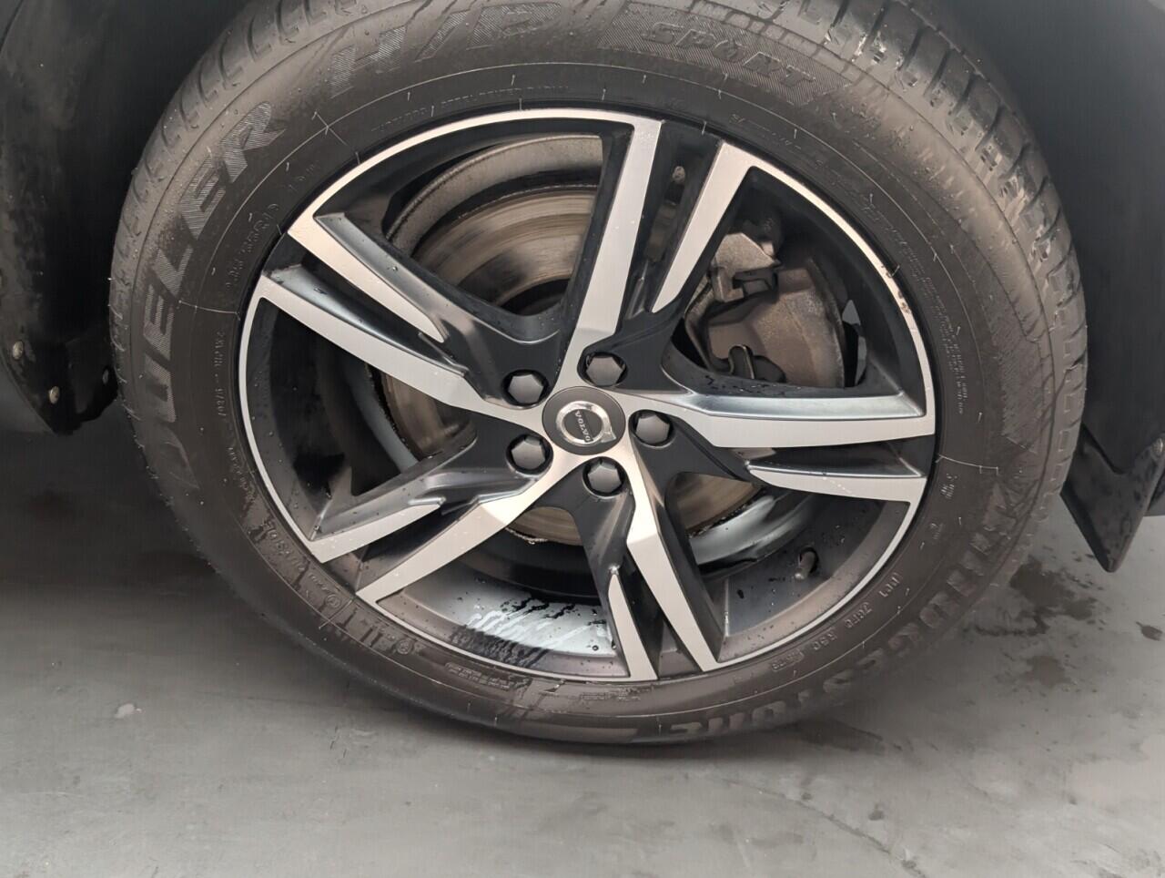 Used Volvo XC60 2019 for sale - 76422876: Photo 10