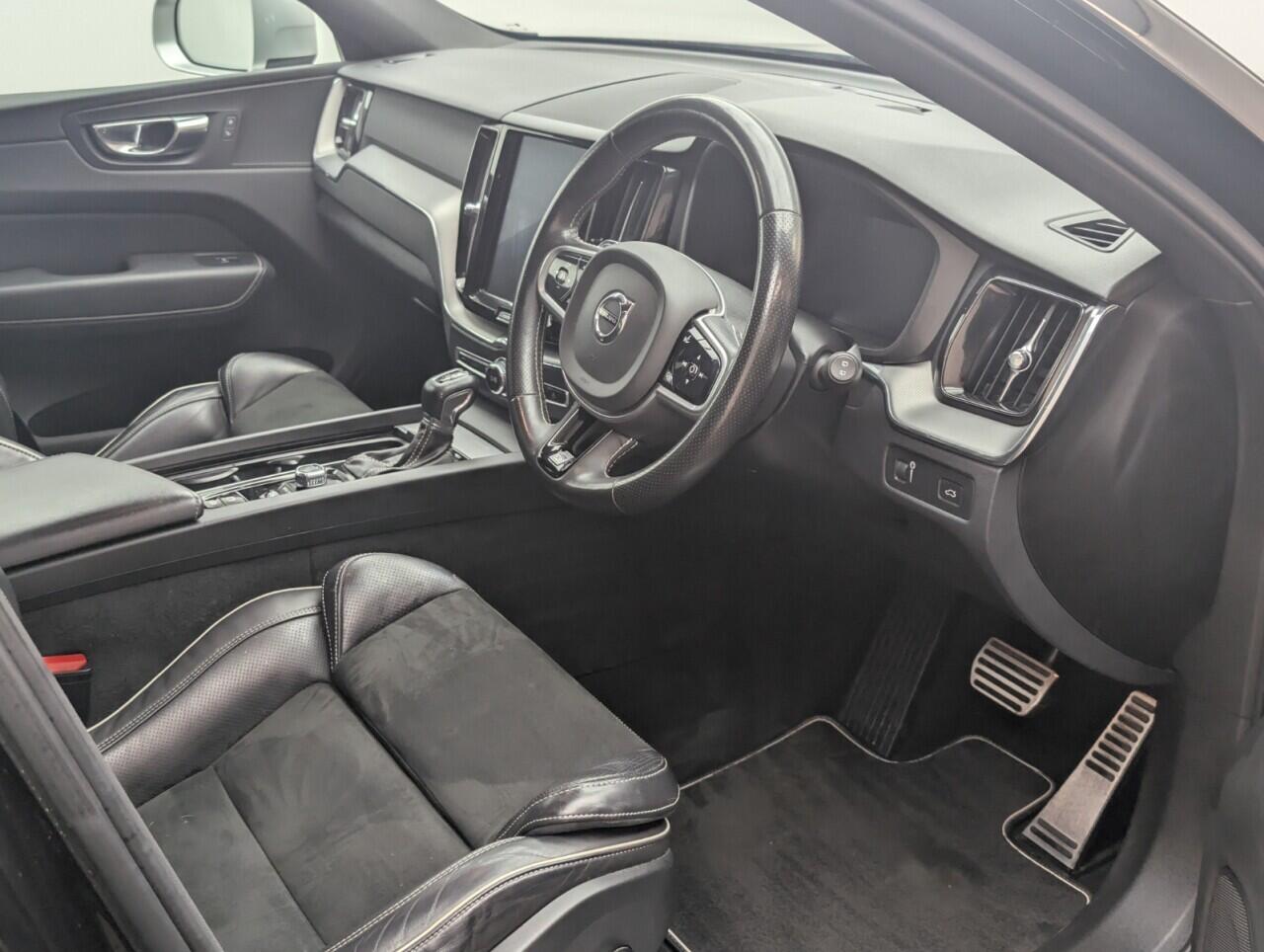 Used Volvo XC60 2019 for sale - 76422876: Photo 11