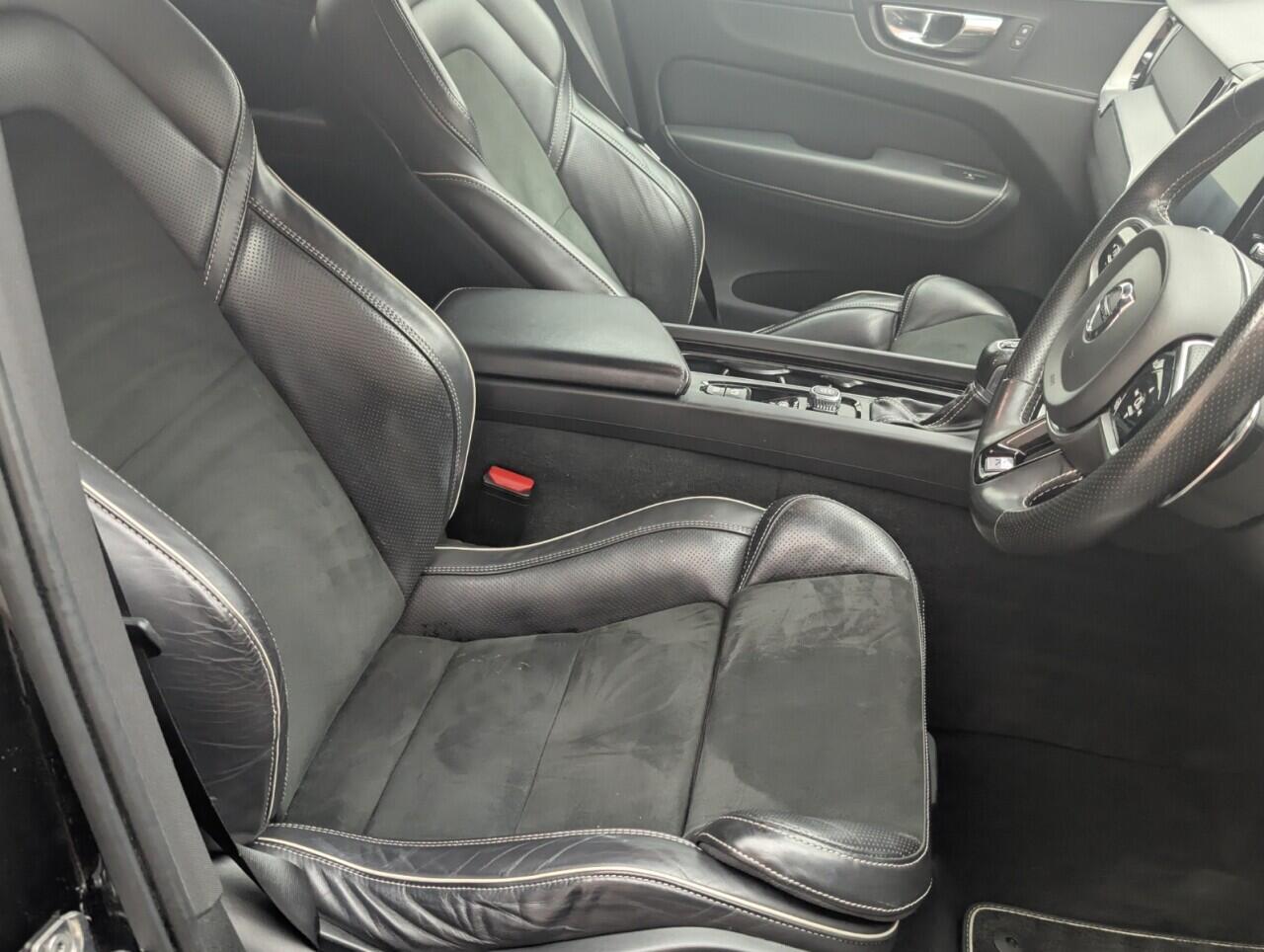 Used Volvo XC60 2019 for sale - 76422876: Photo 12