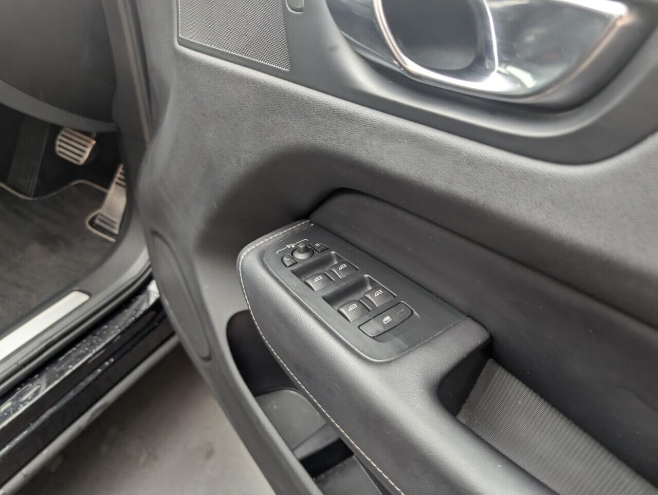 Used Volvo XC60 2019 for sale - 76422876: Photo 21