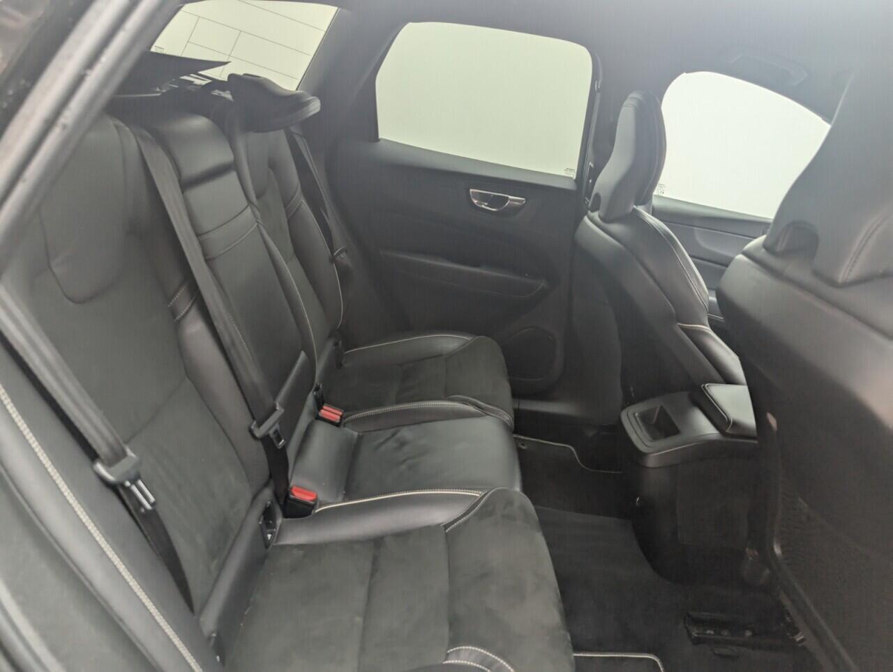 Used Volvo XC60 2019 for sale - 76422876: Photo 25