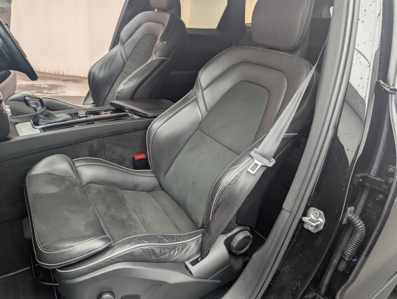 Used Volvo XC60 2019 for sale - 76422876: Photo 28