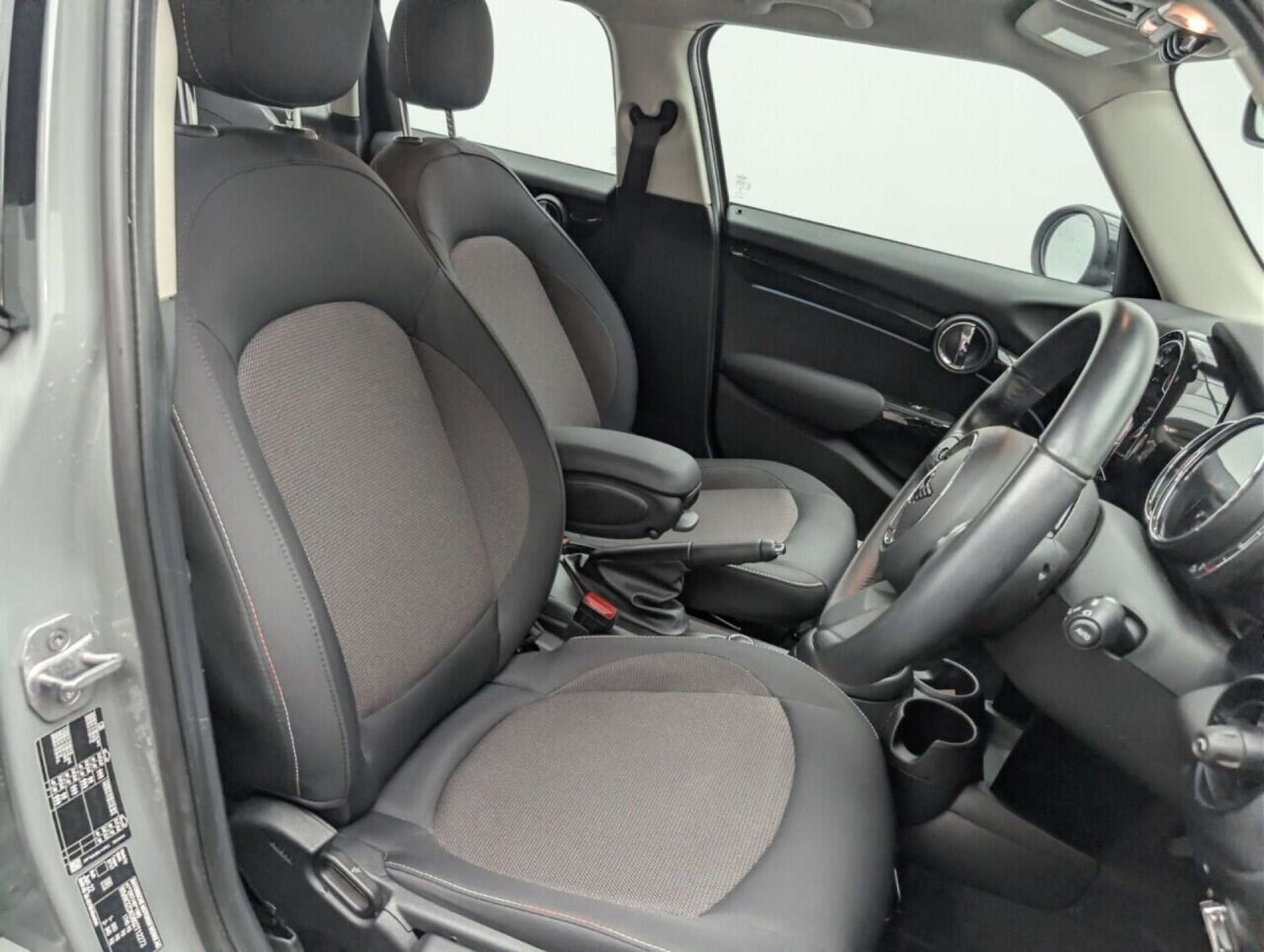 Used MINI Hatch 2022 for sale - 77713016: Photo 12