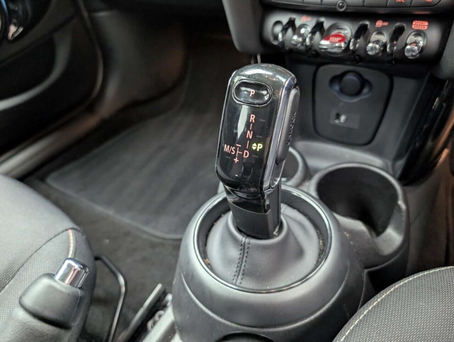 Used MINI Hatch 2022 for sale - 77713016: Photo 16