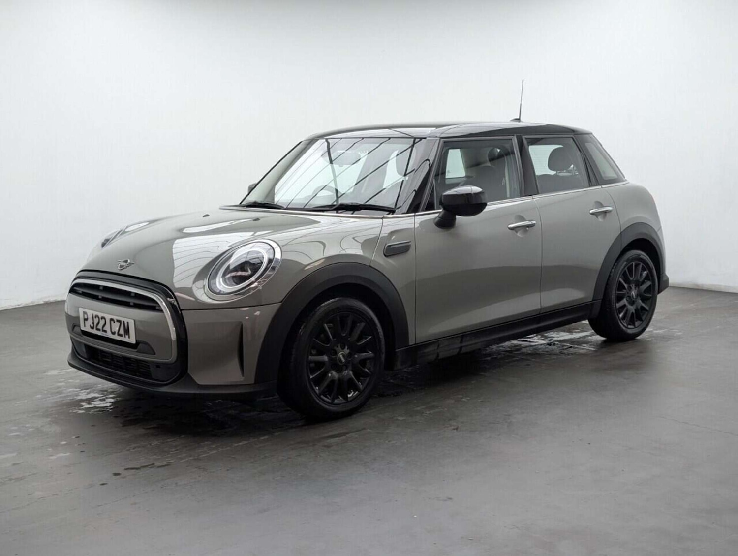 Used MINI Hatch 2022 for sale - 77713016: Photo 4