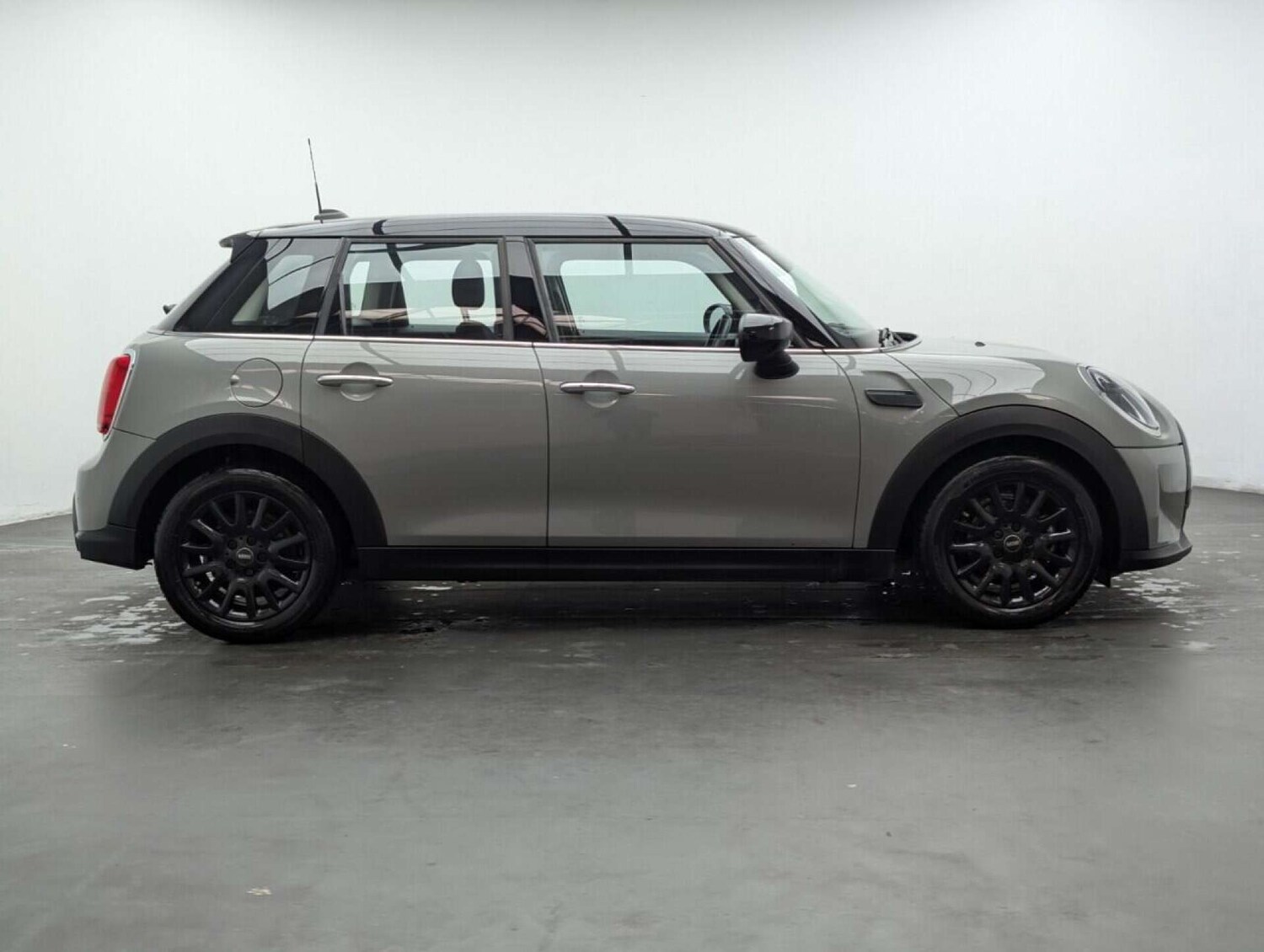 Used MINI Hatch 2022 for sale - 77713016: Photo 9