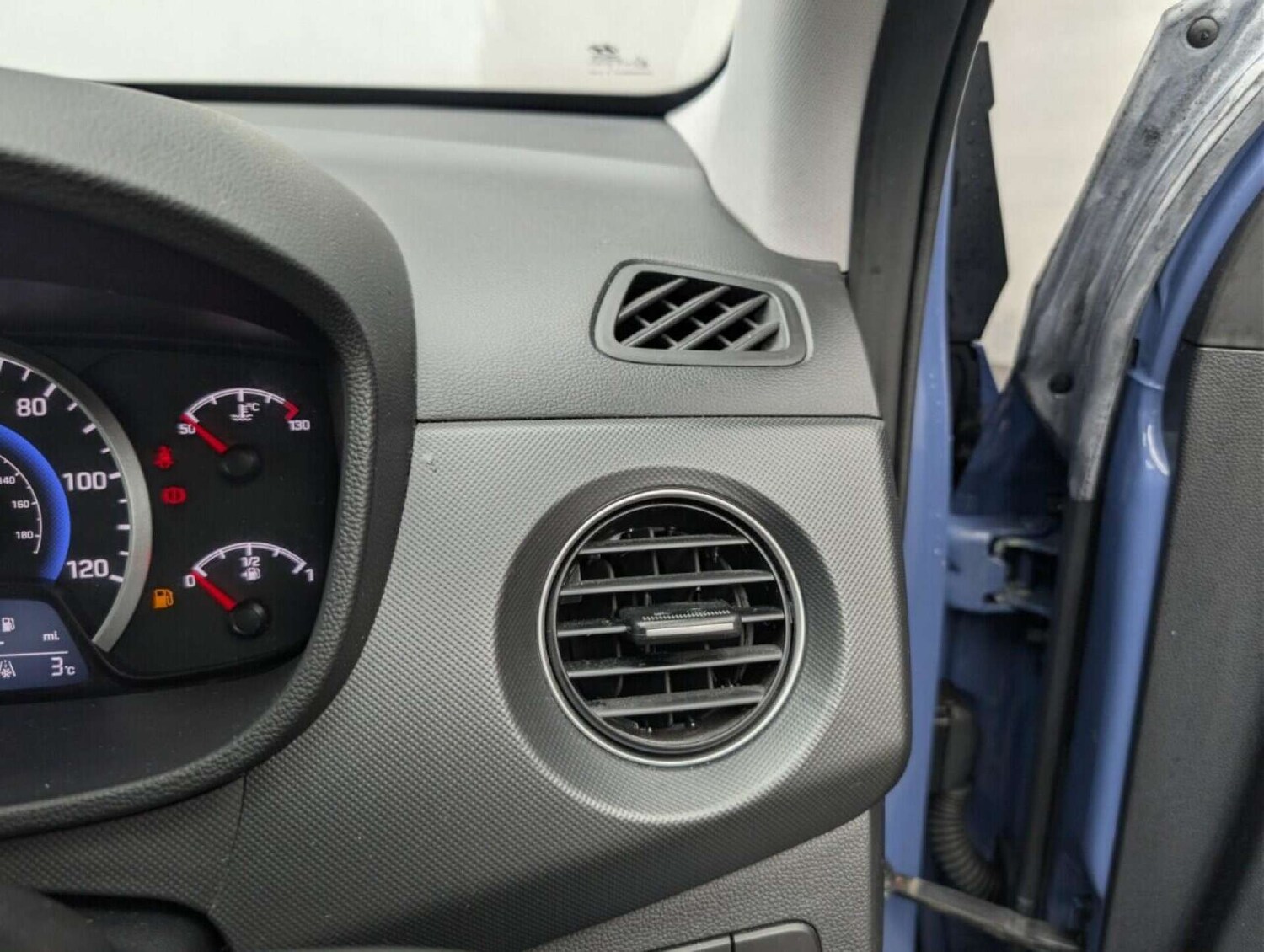 Used Hyundai i10 2017 for sale - 77714139: Photo 16