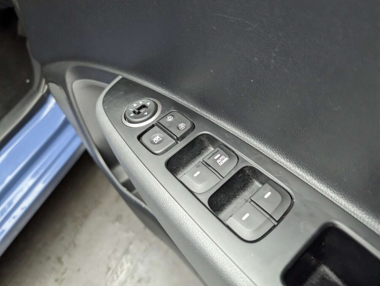 Used Hyundai i10 2017 for sale - 77714139: Photo 17