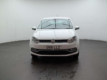 Used Volkswagen Polo 2016 for sale - 78313398: Photo
