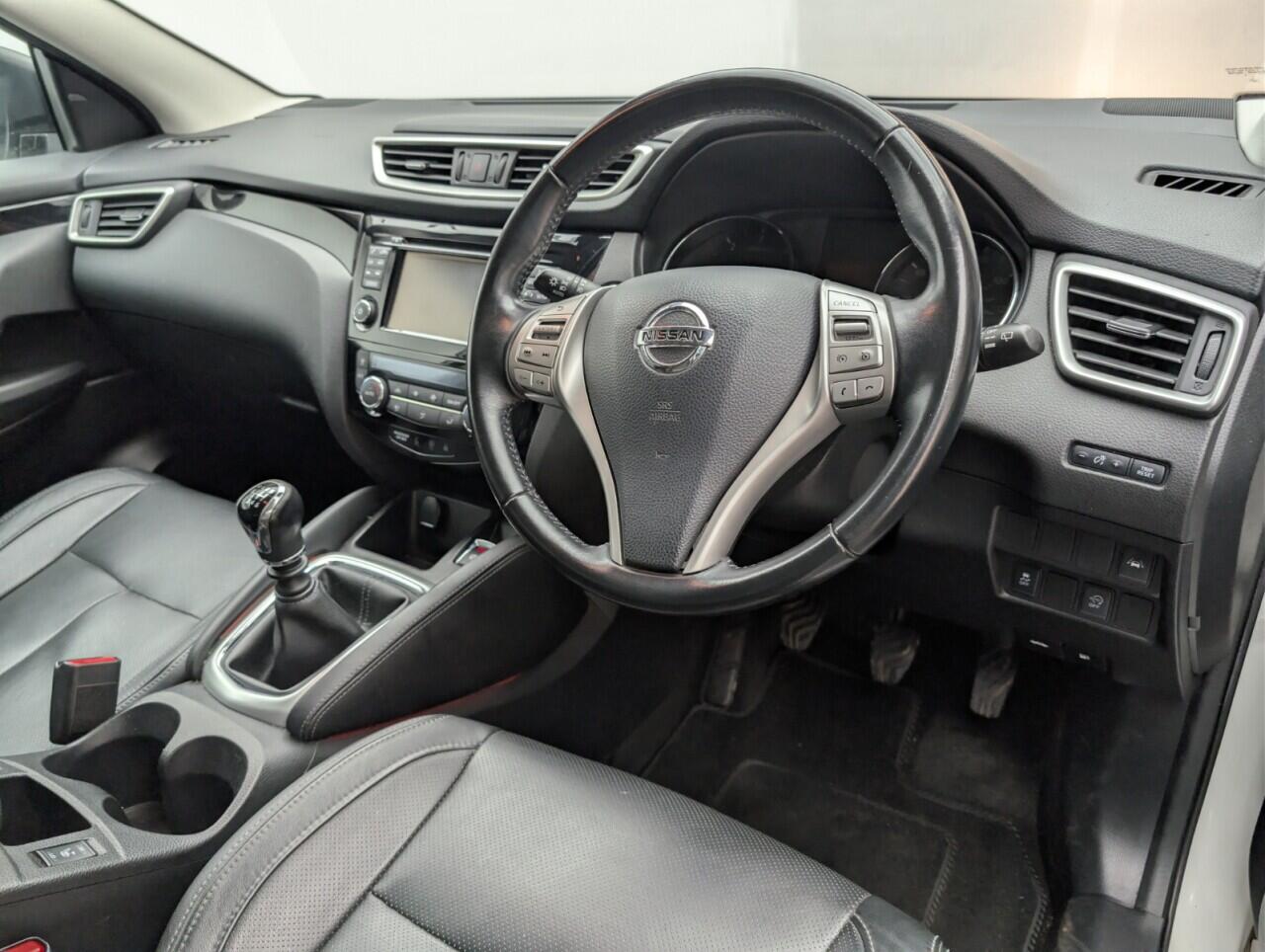 Used Nissan Qashqai 2016 for sale - 76644915: Photo 11