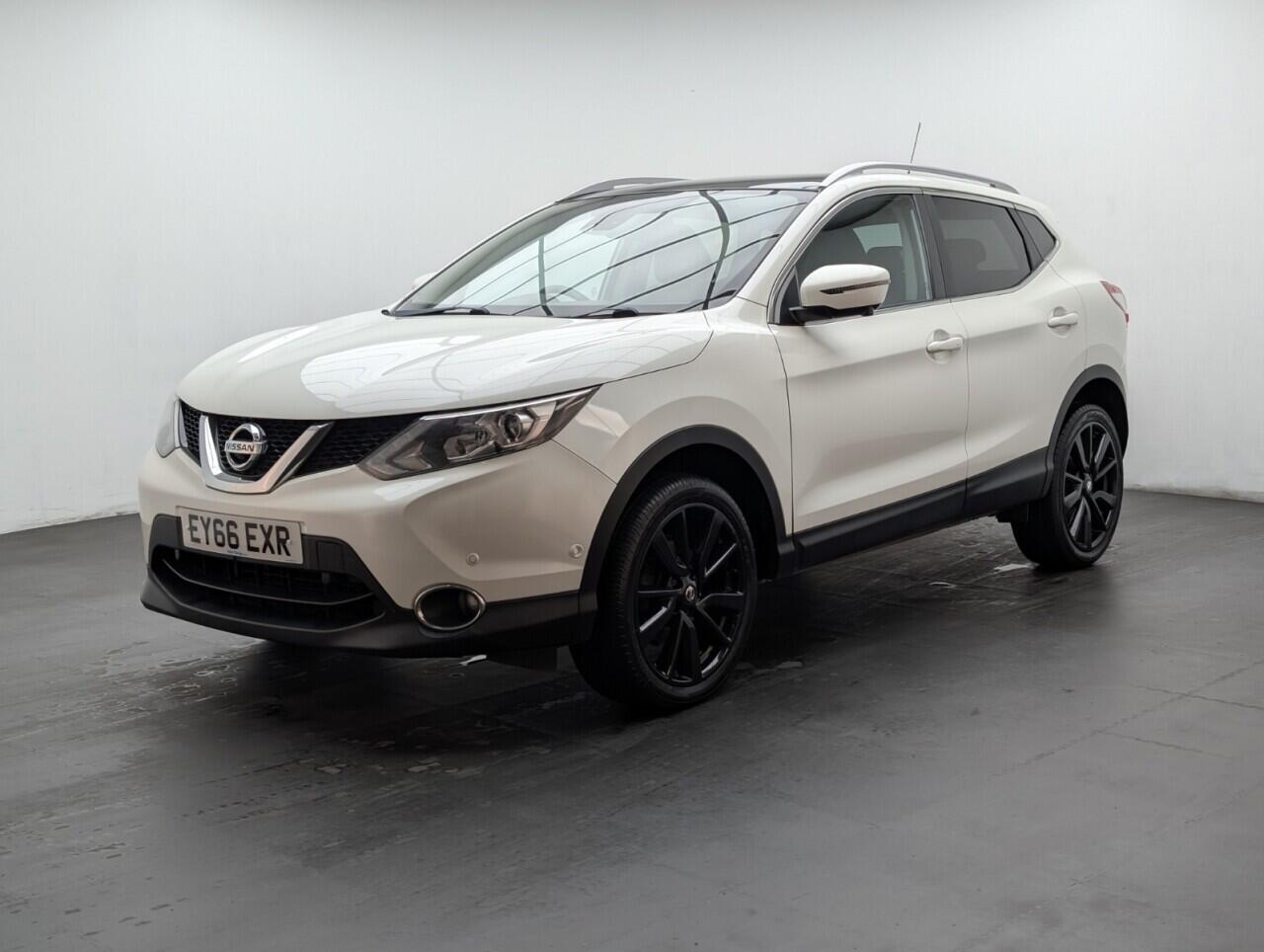 Used Nissan Qashqai 2016 for sale - 76644915: Photo 4