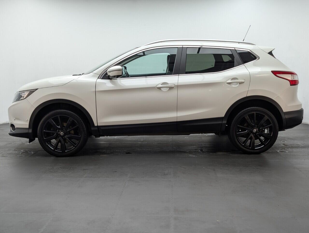 Used Nissan Qashqai 2016 for sale - 76644915: Photo 5