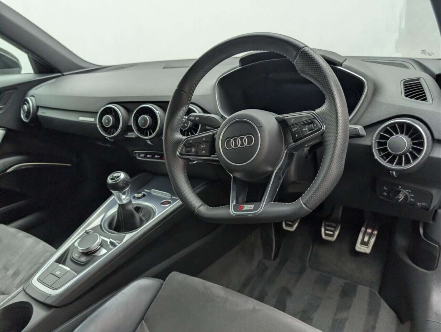 Used Audi TT 2017 for sale - 77714381: Photo 11